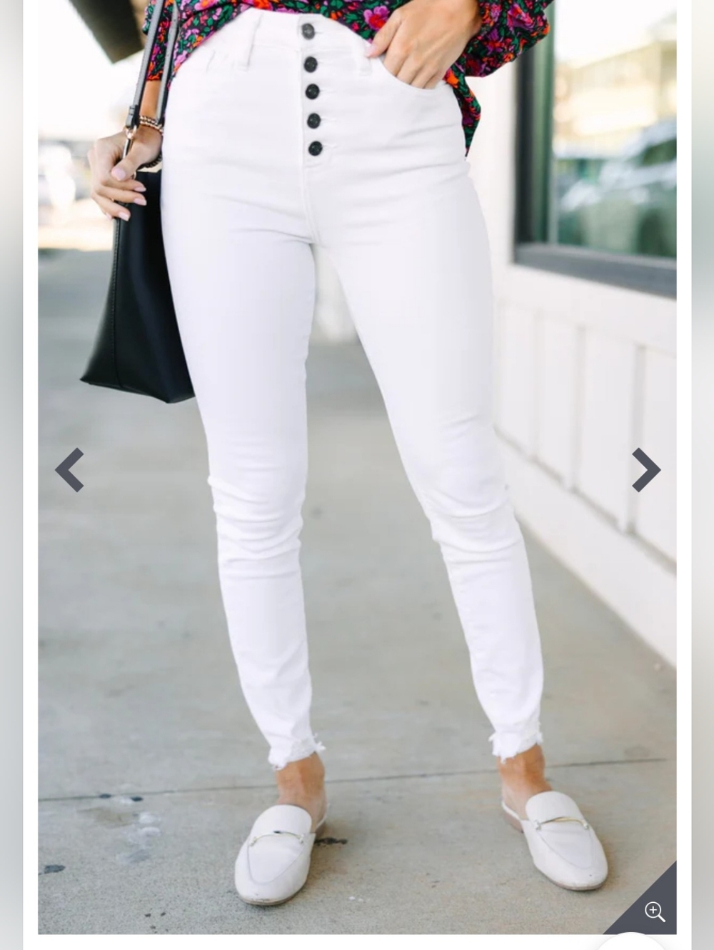 NWOT: Kancan High Rise White Button Fly Skinny Jeans- 3/25